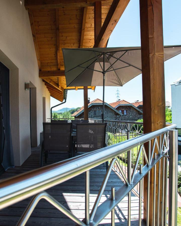 Peter'S Apartment Koppl Exterior photo